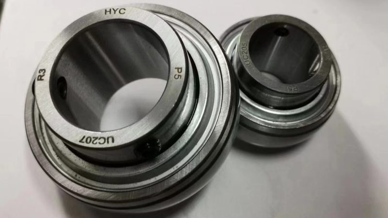 差速器齿轮油更换周期：如何确保传动效率与安全**